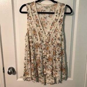 American Eagle Ruffle Lace Floral Tank